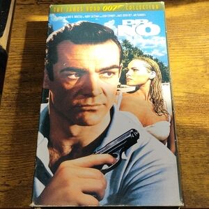 James Bond 007 Dr. No VHS Tape